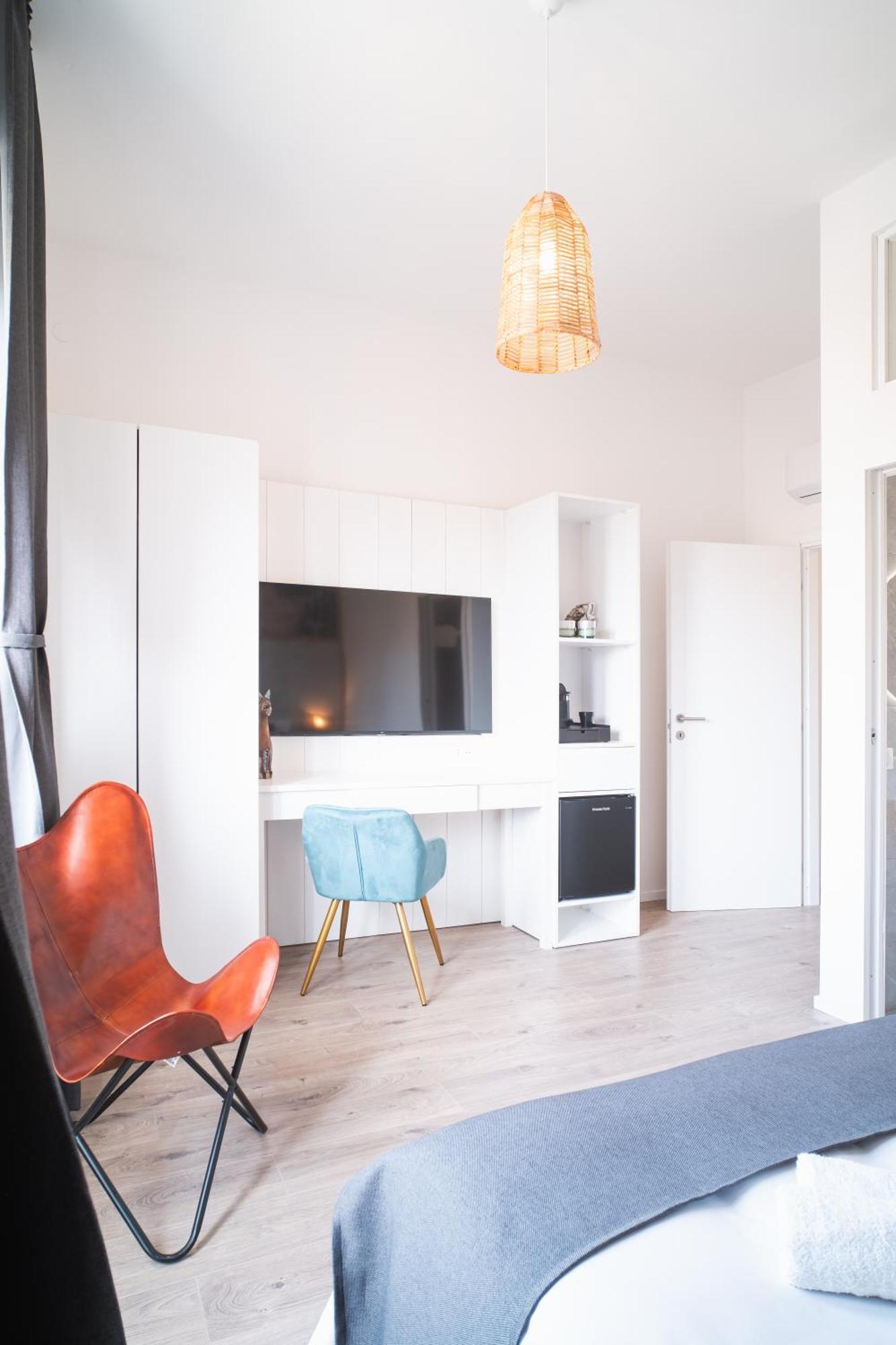 New Elegance Suites Guesthouse 오리스타노 외부 사진