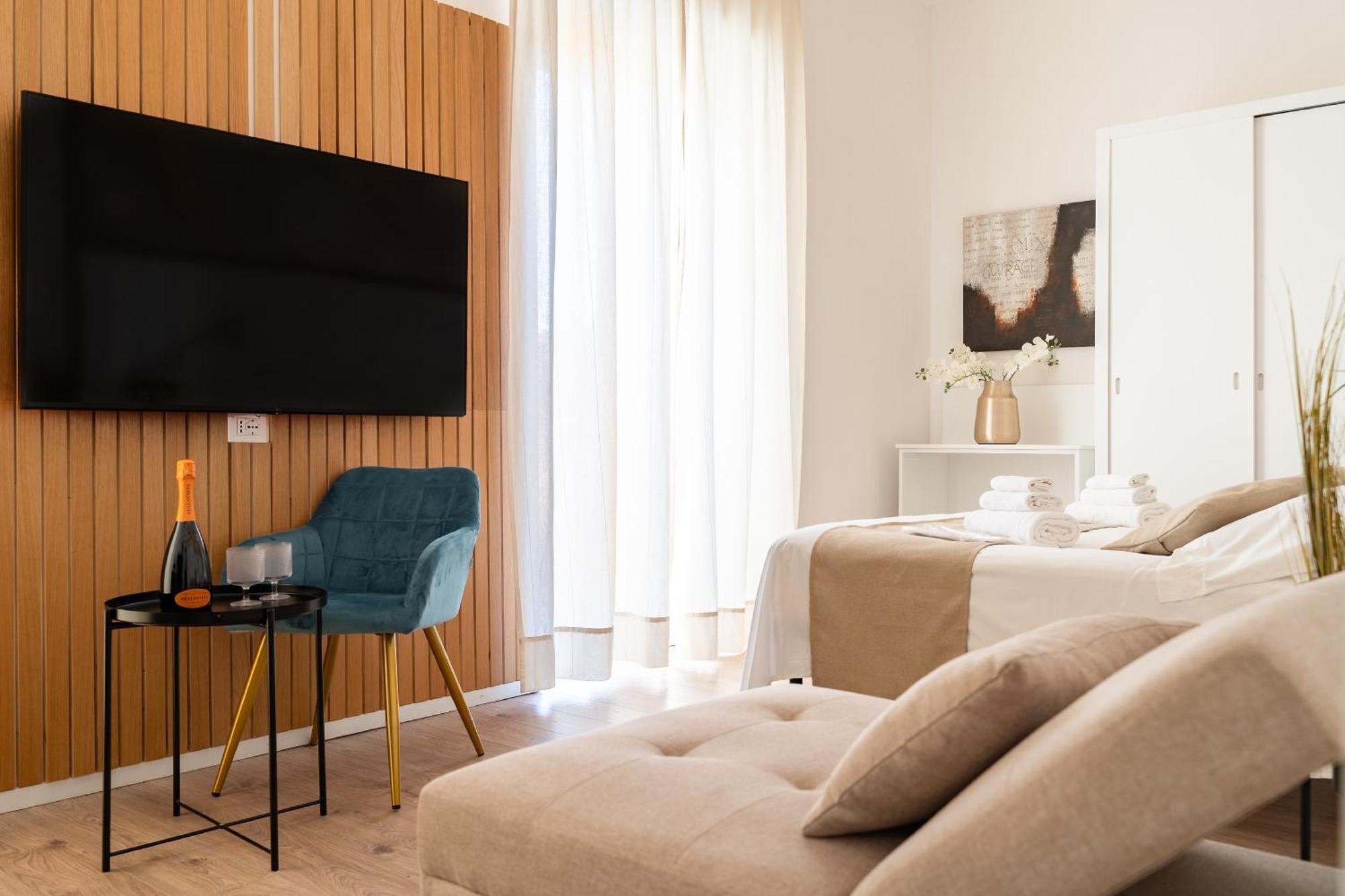 New Elegance Suites Guesthouse 오리스타노 외부 사진